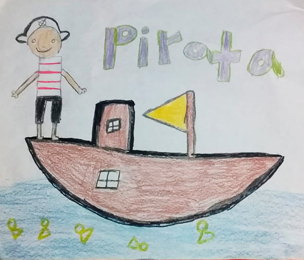 Estos muñecos piratas son el resultado de una actividad planteada en el programa. Los niños compartieron sus creaciones. Foto cortesía.