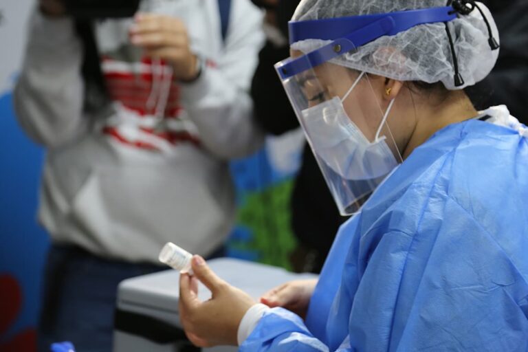 Nuevos puntos de vacunación en Medellín y Envigado