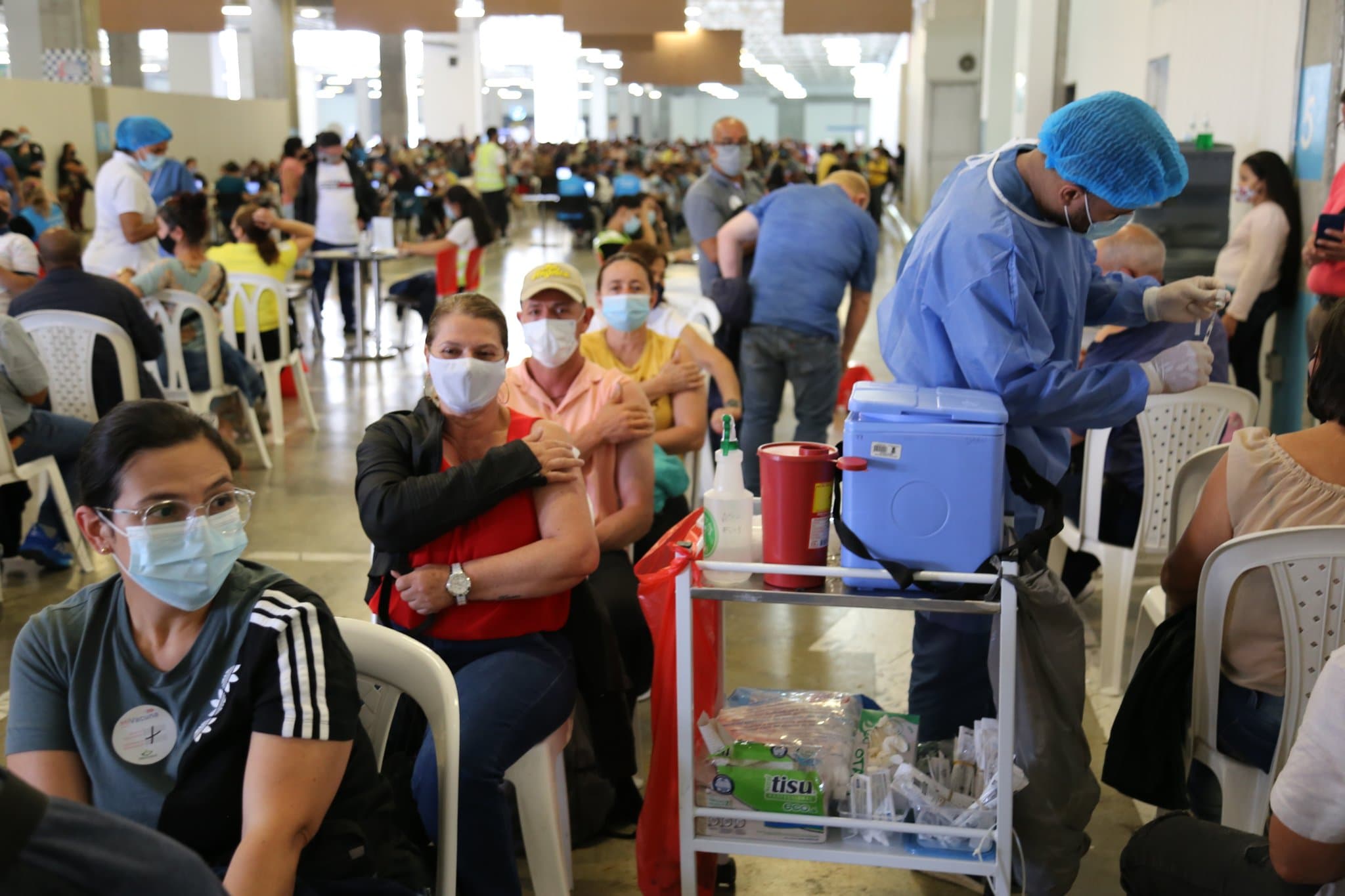 ¿Dónde están vacunando contra el COVID19 en Medellín?
