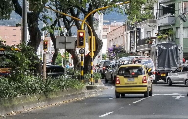 Envigado tiene nueva rotación de pico y placa para taxis