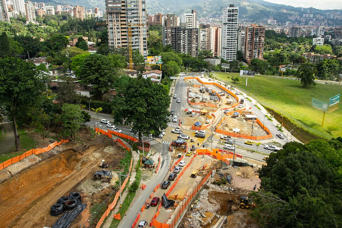 ¿Están talando o trasladando los árboles en la avenida 34?