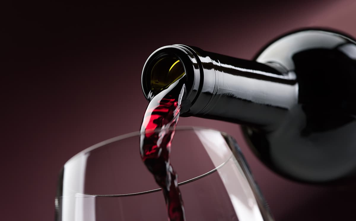 En Medellín alertan por alza de precios de vinos y desabastecimiento
