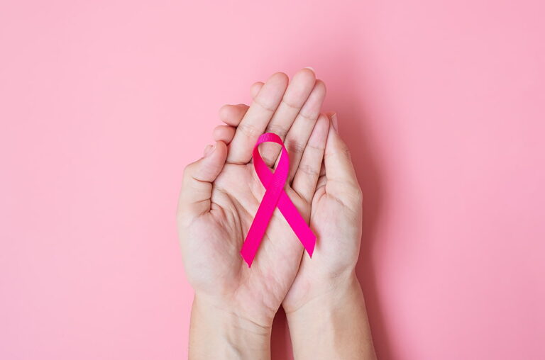 Así se une Medellín al Día Mundial del Cáncer de Mama