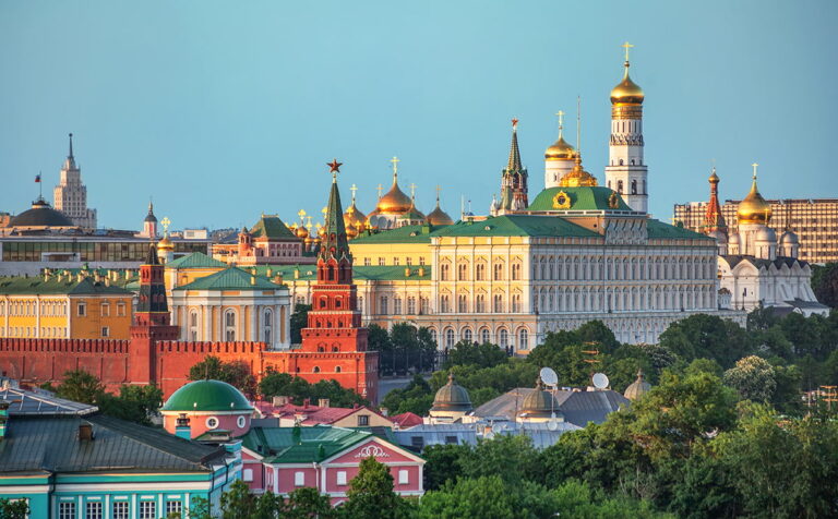 ¿Le interesa estudiar en Rusia? El Icetex abrió convocatoria de becas para ese país