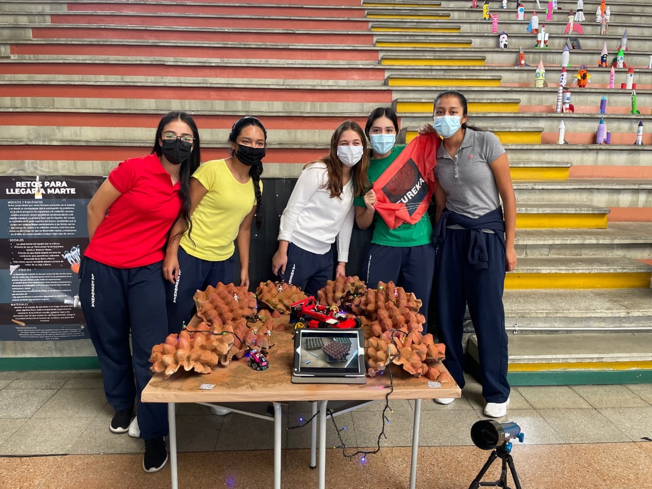 El colegio La Enseñanza celebra el Expo Universum 2021