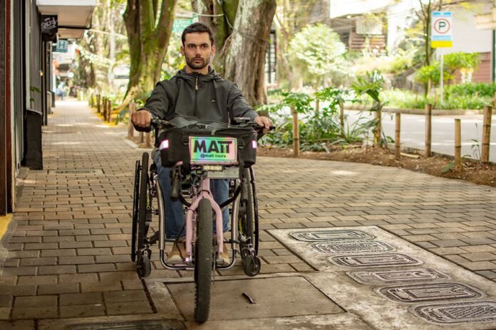 Martín Londoño es el alma de los matt, un dispositivo para las personas discapacitadas