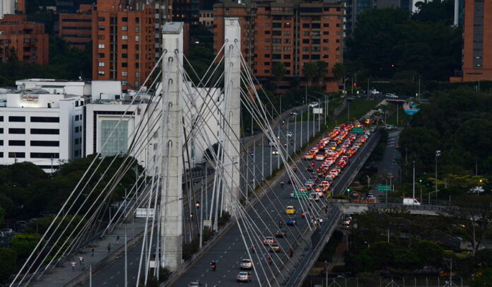 Pico y placa en Medellín para motos y carros este martes 31 de enero