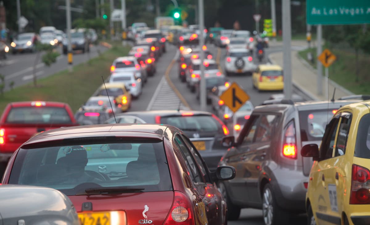Pico y placa en Medellín para motos y carros este viernes 28 de octubre