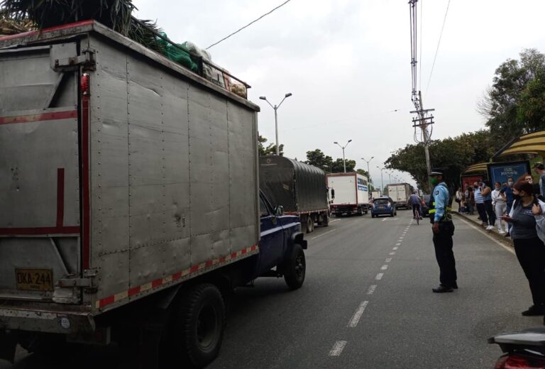 Congestión por cierre en Avenida Regional, estas son vías alternas hacia el norte de Medellín