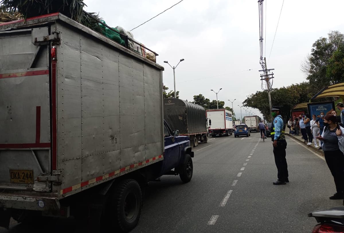 Congestión por cierre en Avenida Regional, estas son vías alternas hacia el norte de Medellín