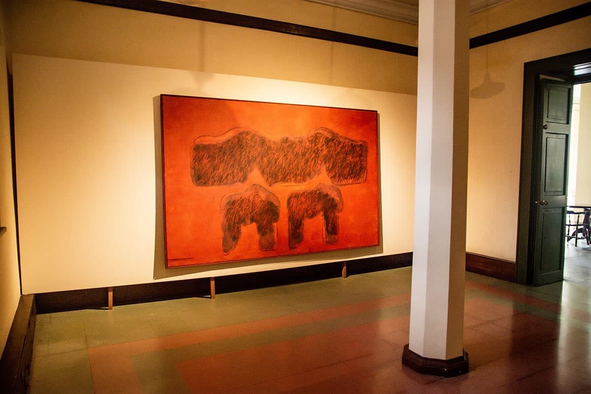 ás allá de la plazuela: historias y recorridos desde la Colección de Arte Grupo Argos.