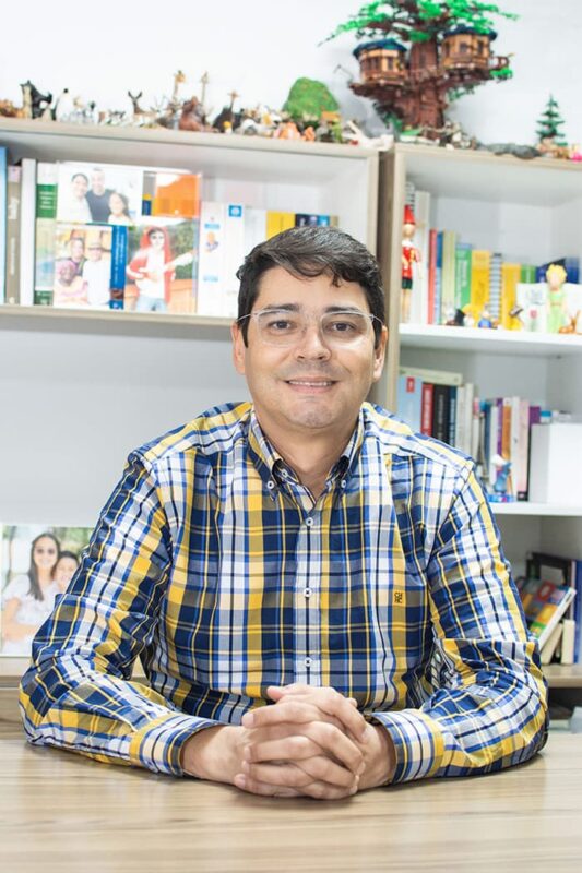Juan Pablo González, médico pediatra, y creador de Hola Dr, una iniciativa que cumple 5 años.
