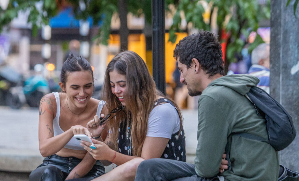 Proyecto “Qué hay pa’ hacer” ha empleado a 6.000 jóvenes. Aún se puede participar