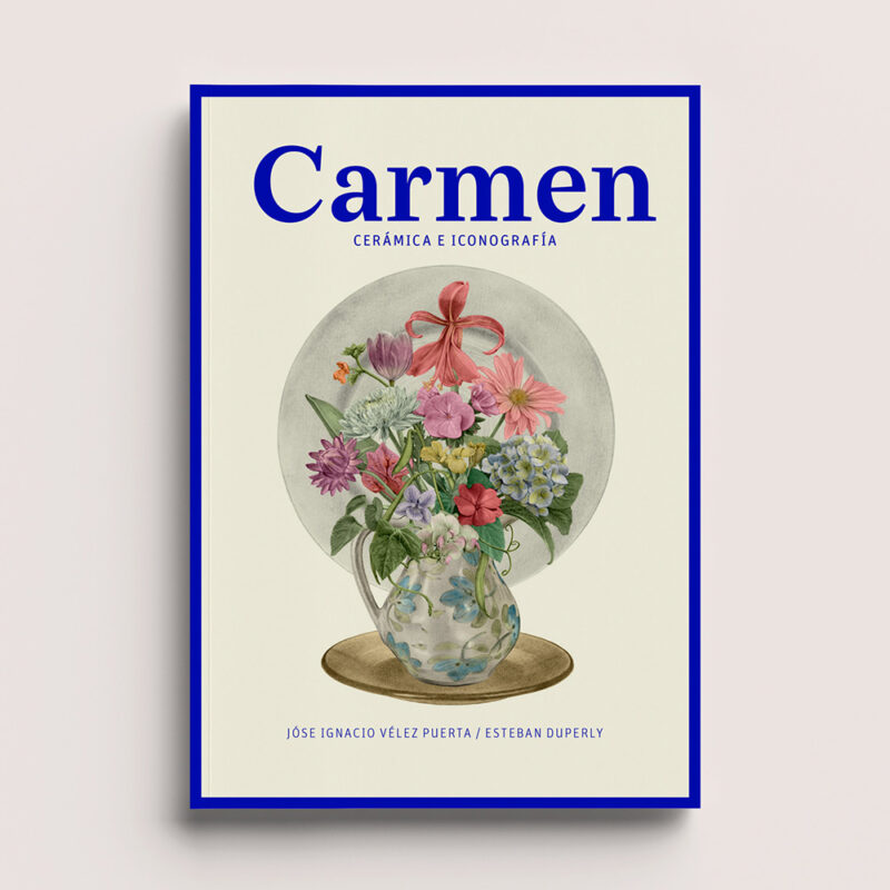 Carmen: historias y patrones entre azul Cobalto