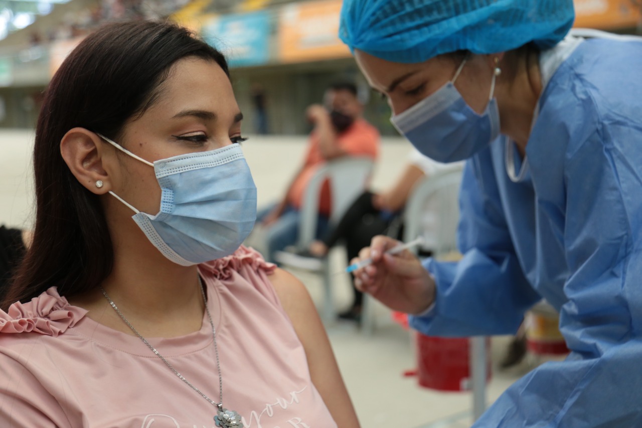 En Colombia ya han sido aplicadas cerca de 83 millones de dosis de vacunas