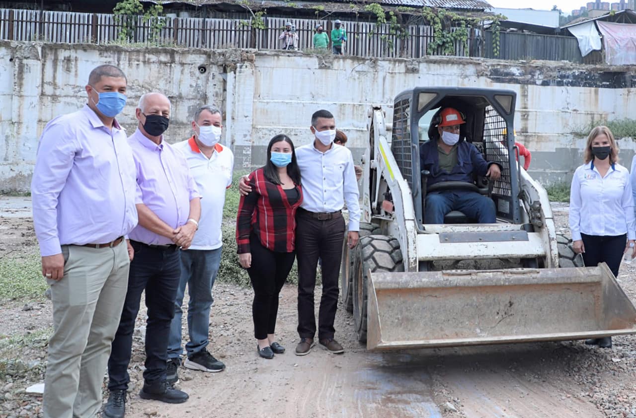 La Institución Universitaria de Envigado inicia construcción de nuevo bloque