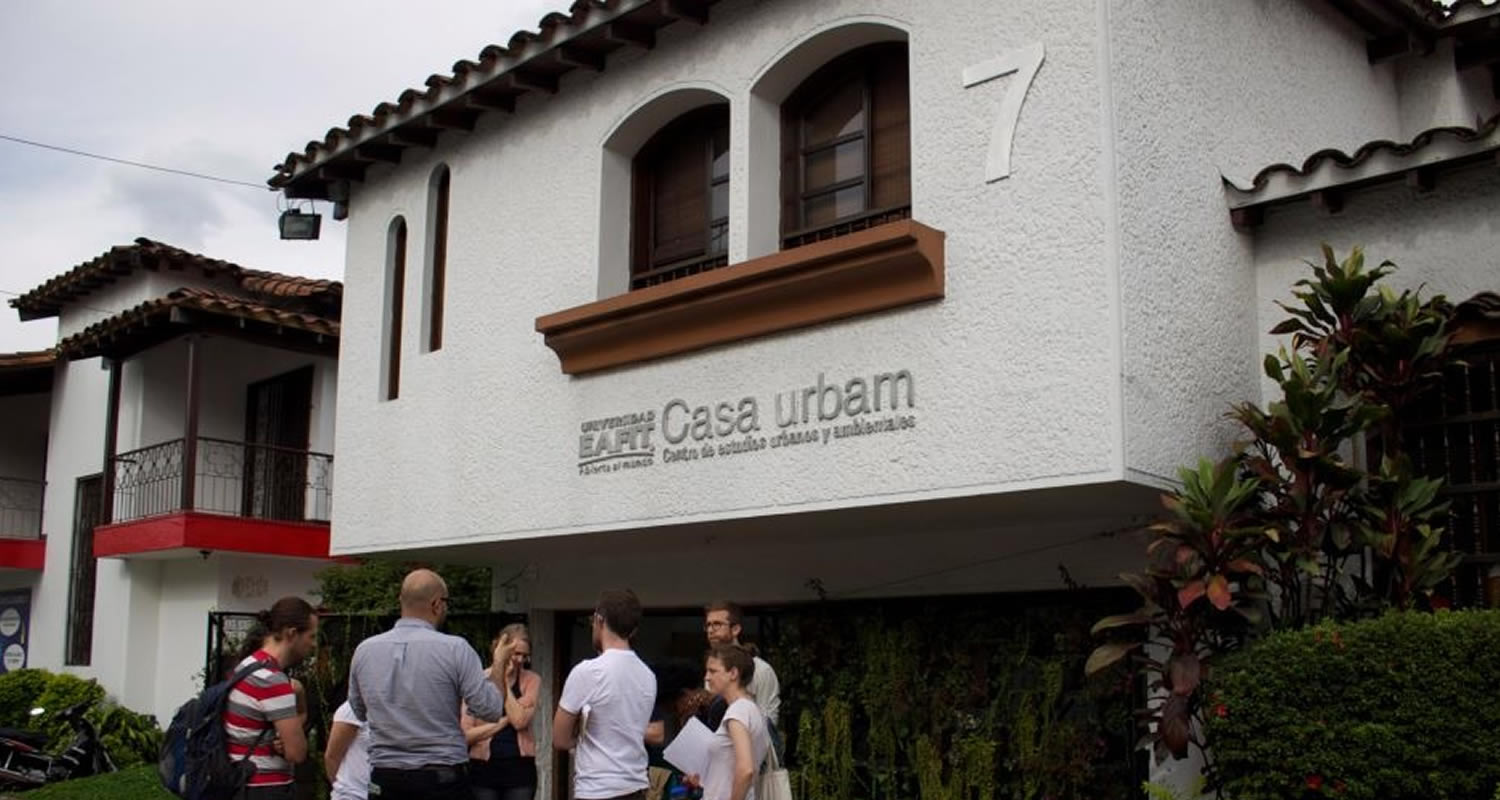 Sembrar un carbonero antioqueño, en Urbam