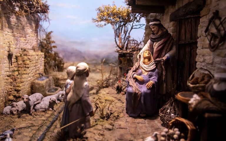 Las 37 velitas de El Pesebre, en el Museo el Castillo