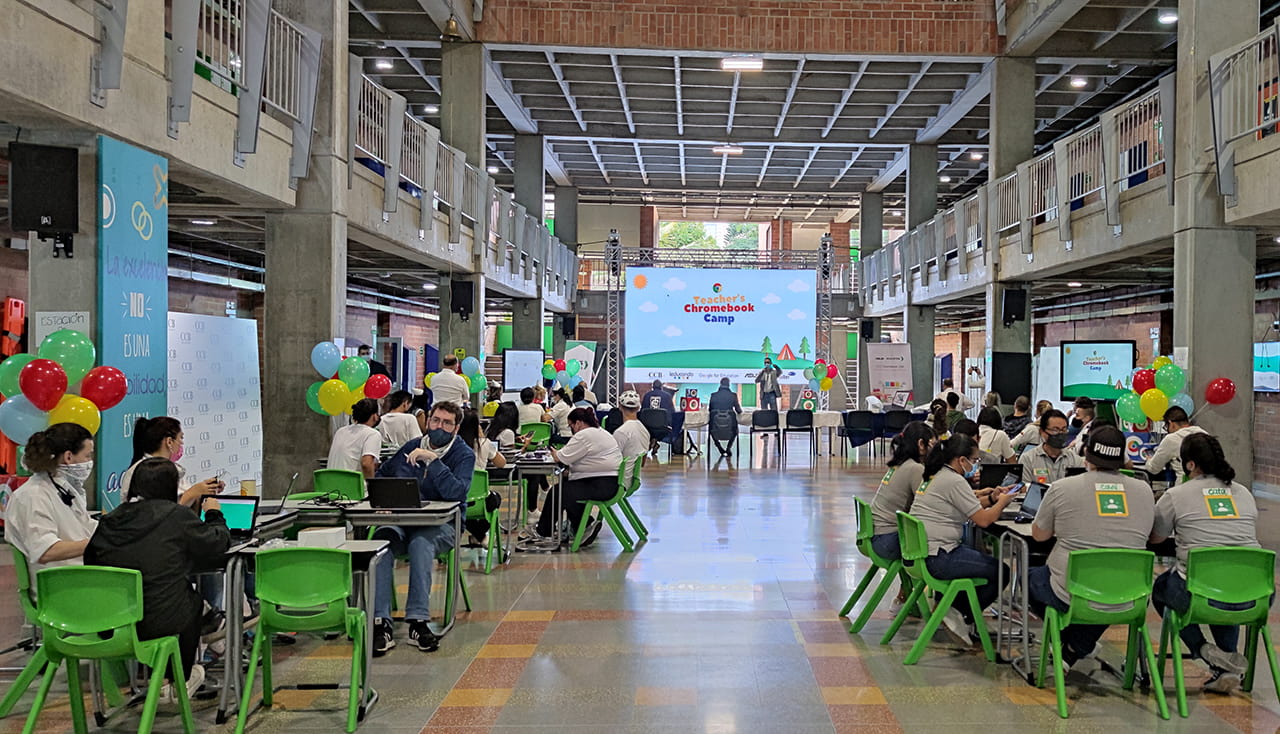 El Colombo Británico de Envigado, primer colegio de referencia Google en Colombia