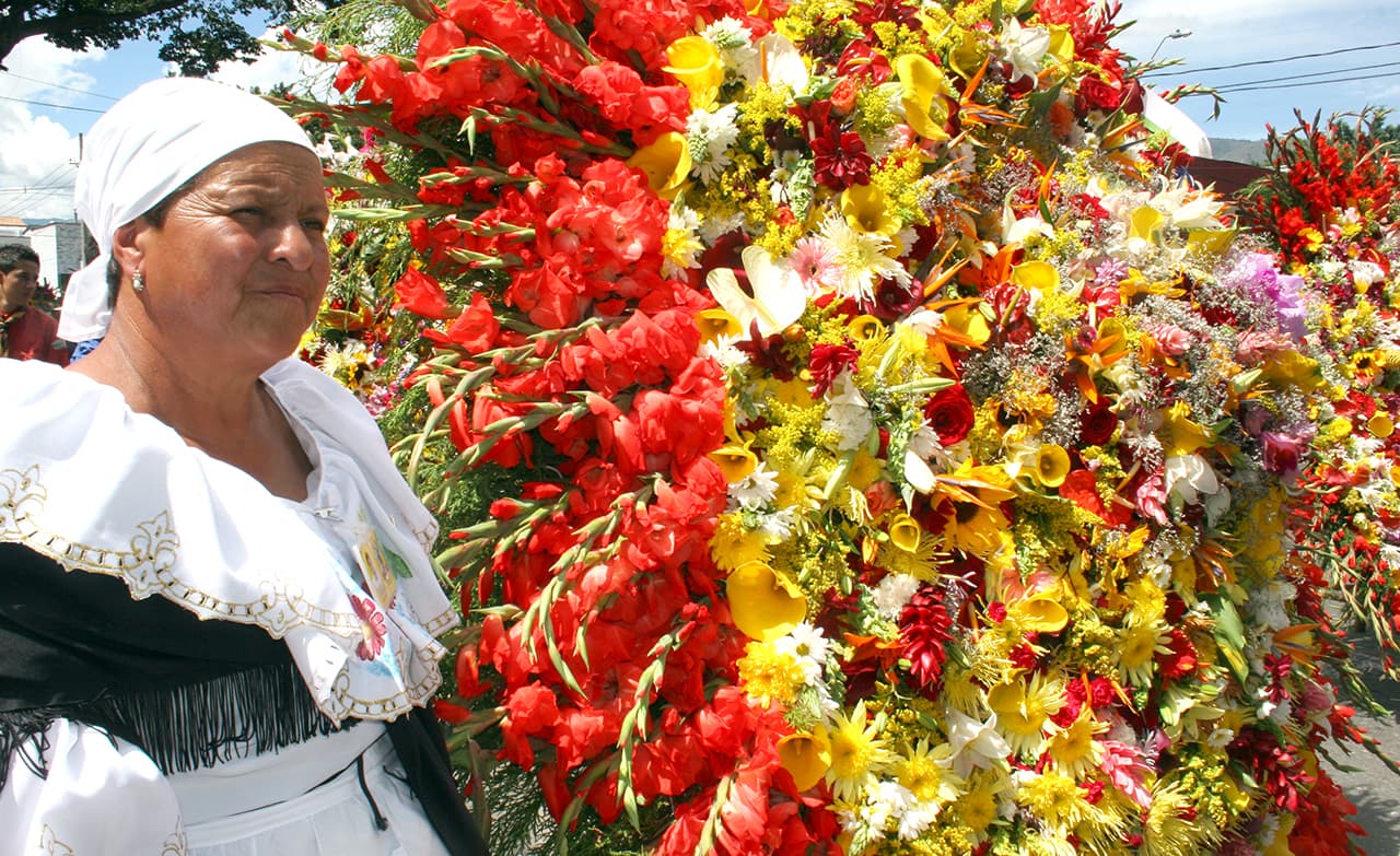 Feria de Flores 2022 con silleteros en las calles y más de 130 eventos