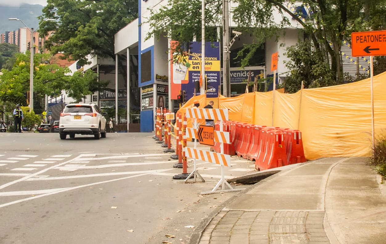 Cierres en Avenida El Poblado, en Envigado, desde primero de marzo