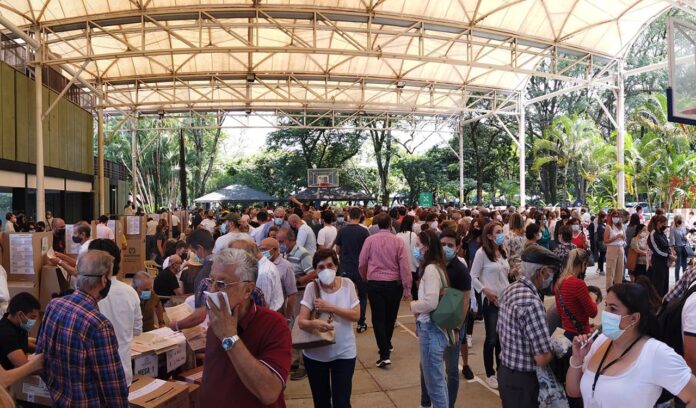 Elecciones en El Poblado: mucho entusiasmo, con tacos incluidos