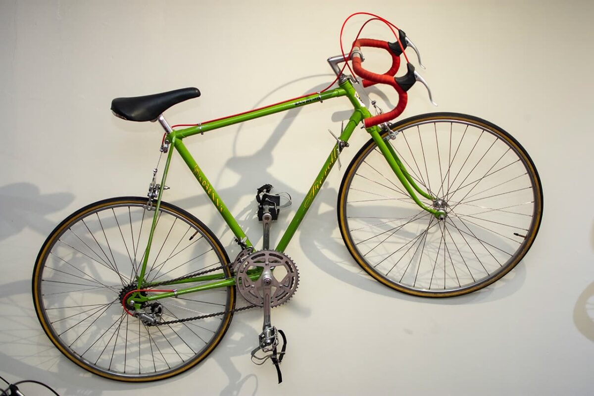 Exposición de bicicletas antiguas en el el Museo El Castillo