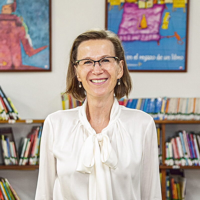 Anke Käding, rectora del Deutsche Schule Medellín.