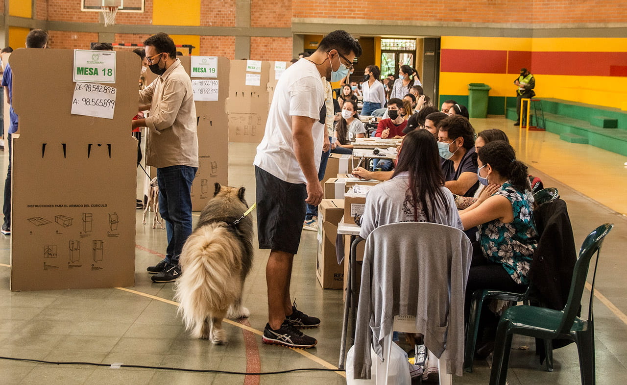 Lista de jurados de votación para las presidenciales en Colombia