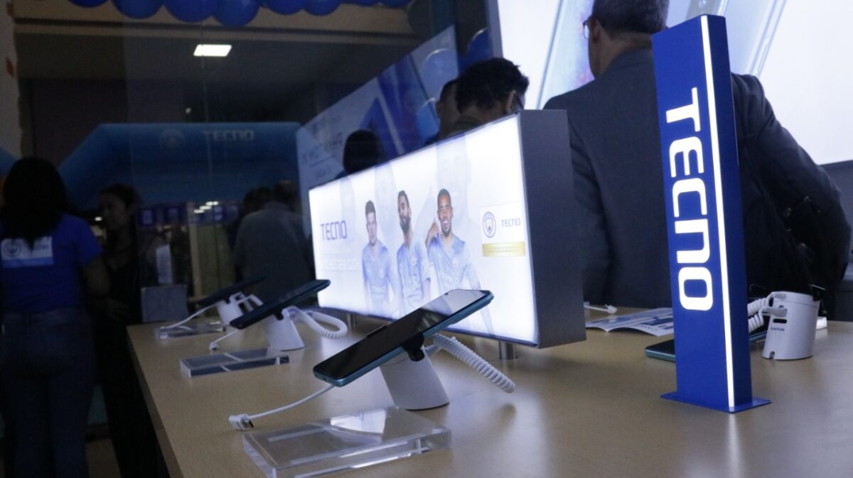 Tecno Mobile llegó a Colombia y su primera tienda se instaló en El Poblado, Medellín