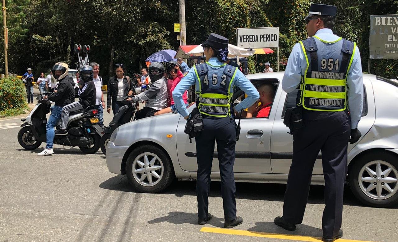 Cambio del sentido de las vías de las veredas Perico y Pantanillo, por cierre en Santa Elena