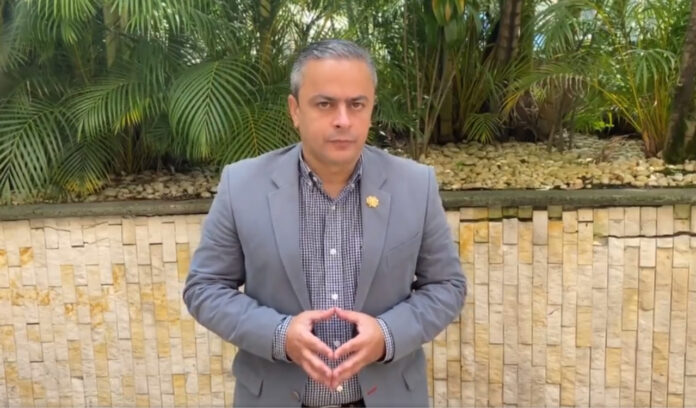 Juan Camilo Restrepo Gómez agradeció y se despidió de Medellín