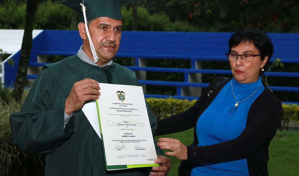 Estudiar primaria y secundaria en extraedad, con Comfenalco Antioquia