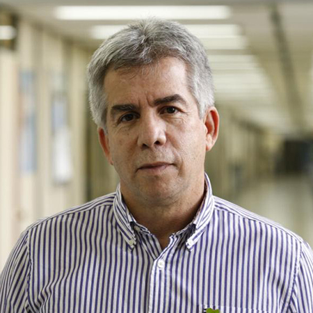 Finalmente, Leopoldo Giraldo, quien hasta el pasado viernes 12 de agosto era el gerente de vacunación y de la contención del COVID19, ahora asumirá la subsecretaría de Planeación de Salud de Antioquia.