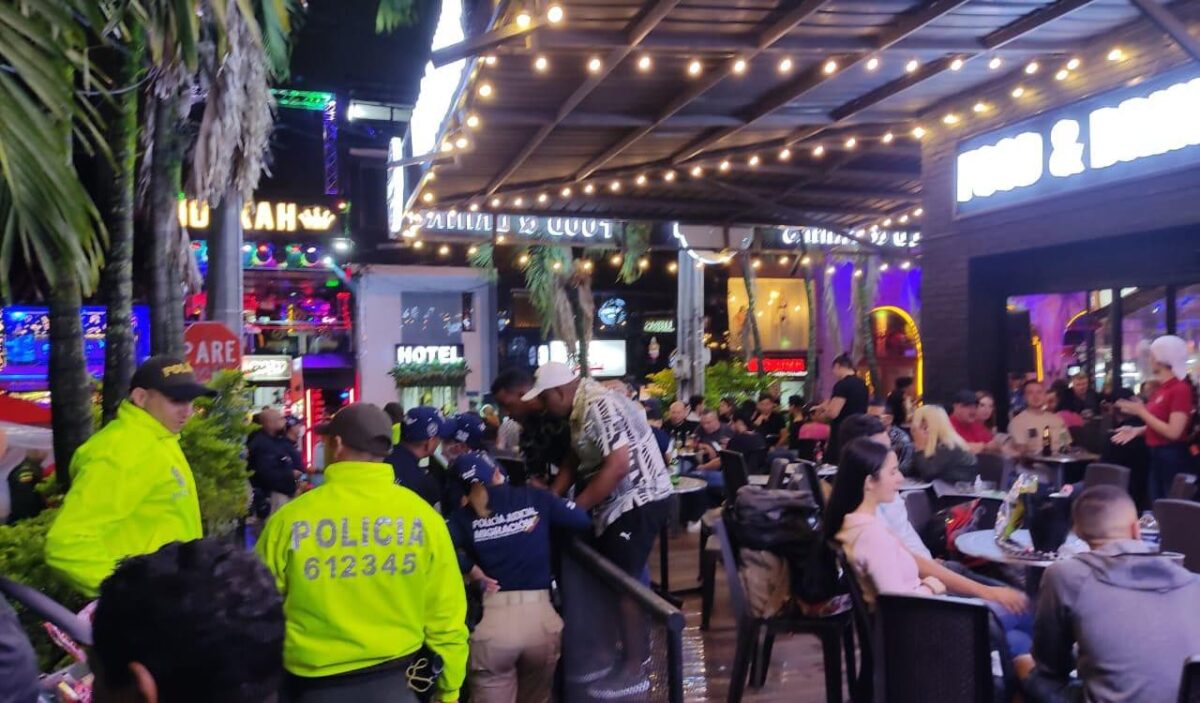 Extensión de horario en bares y restaurantes por la Feria de las Flores 2022