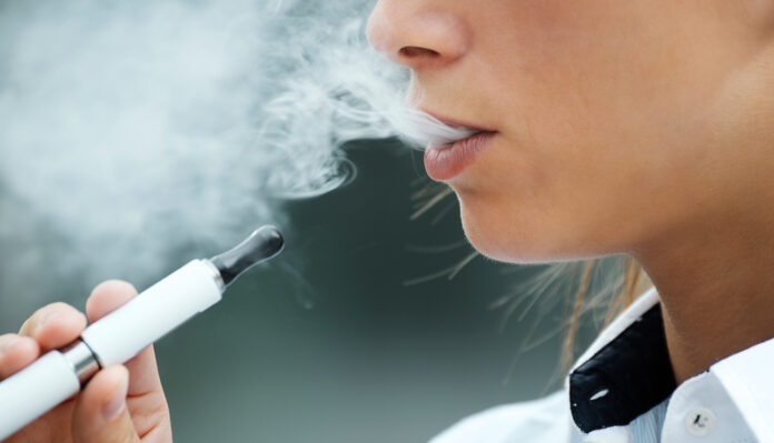 Vapeadores y cigarrillos electrónicos: ¿Un placer asfixiante?
