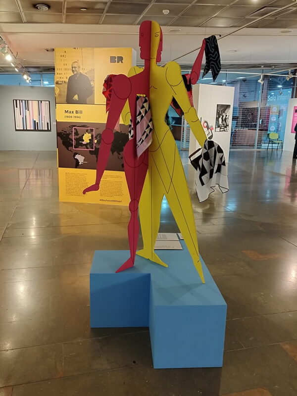 La Facultad de Arquitectura de la Universidad Pontificia Bolivariana celebra 80 años con una exposición que invita a una reflexión sobre el urbanismo, el arte y el diseño.