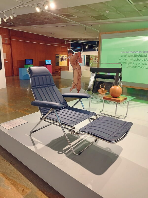 La Facultad de Arquitectura de la Universidad Pontificia Bolivariana celebra 80 años con una exposición que invita a una reflexión sobre el urbanismo, el arte y el diseño.