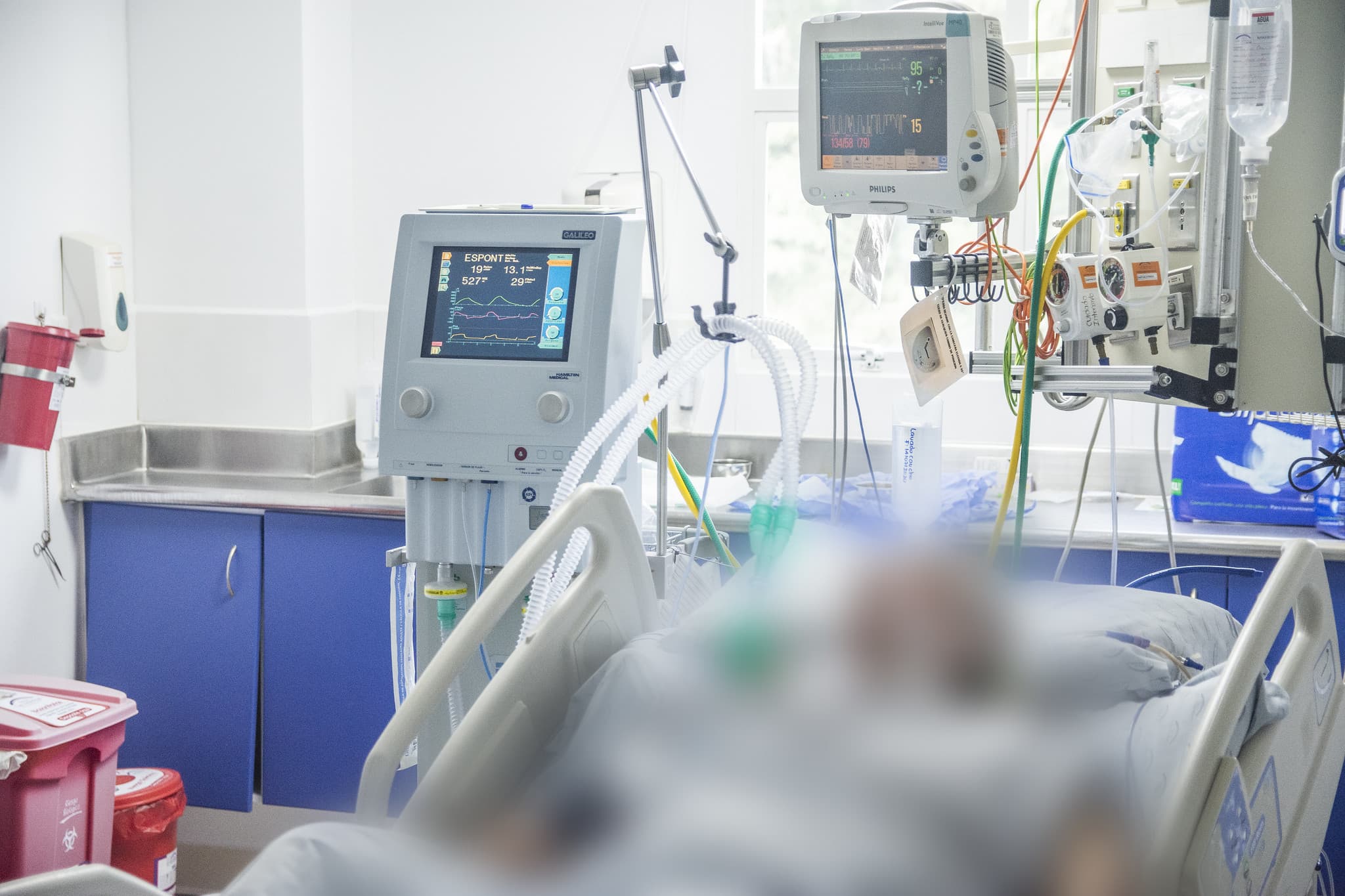 Equipos biomédicos para fortalecer la red hospitalaria de Antioquia