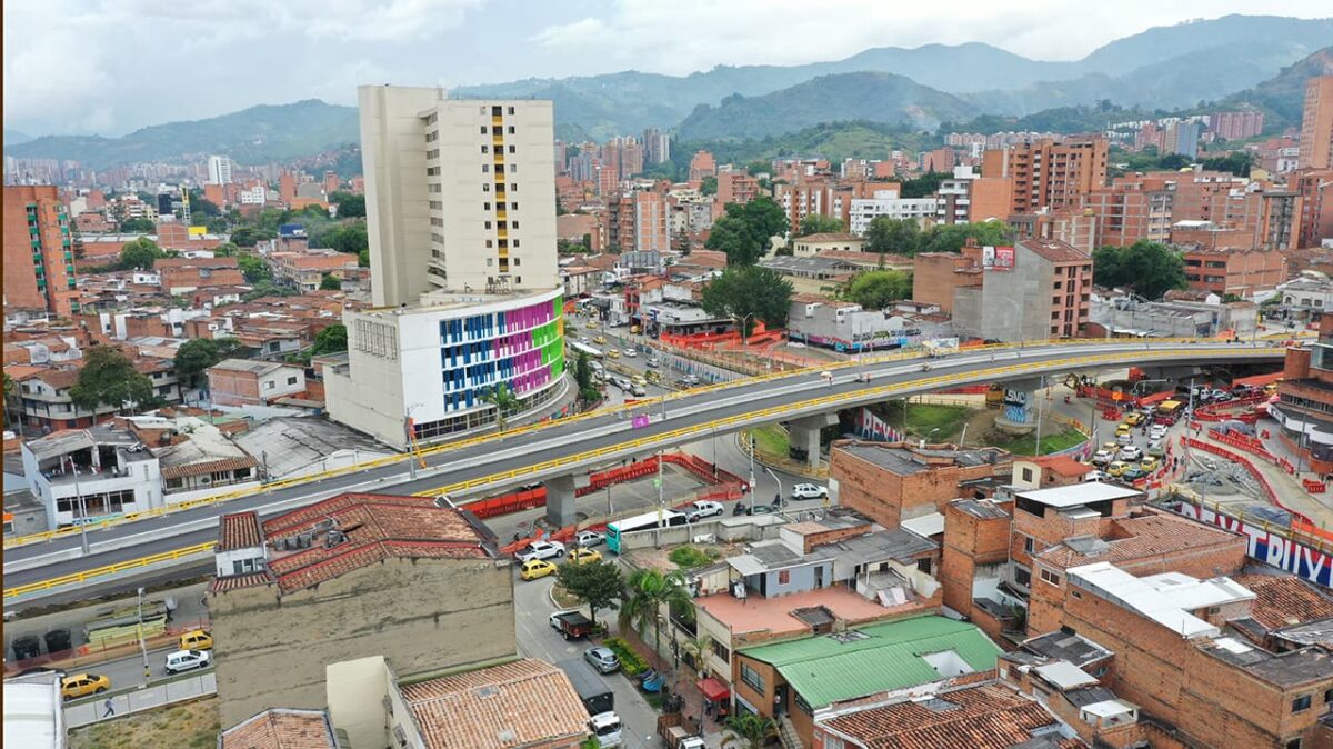 Cierres en el intercambio vial de San Juan en Medellín