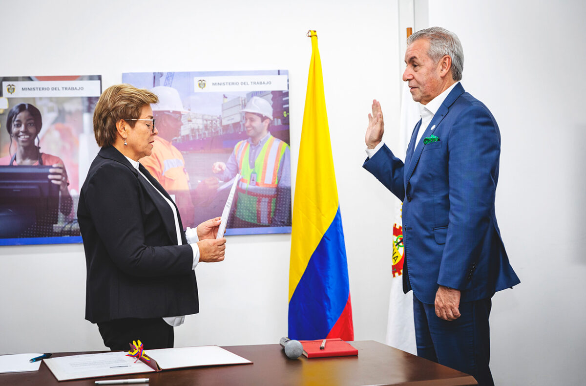 El Sena tiene nuevo director, Jorge Eduardo Londoño Ulloa