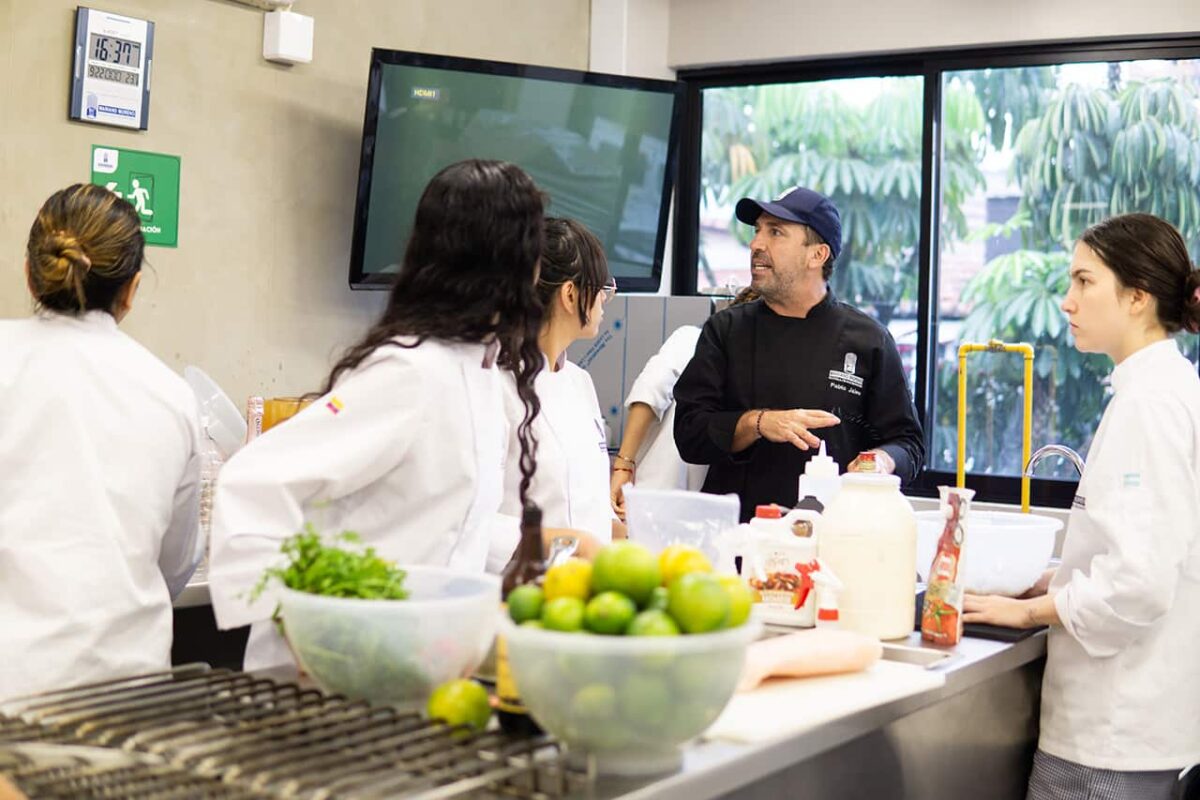 Escuela de Gastronomía Mariano Moreno crece su oferta de ciudad