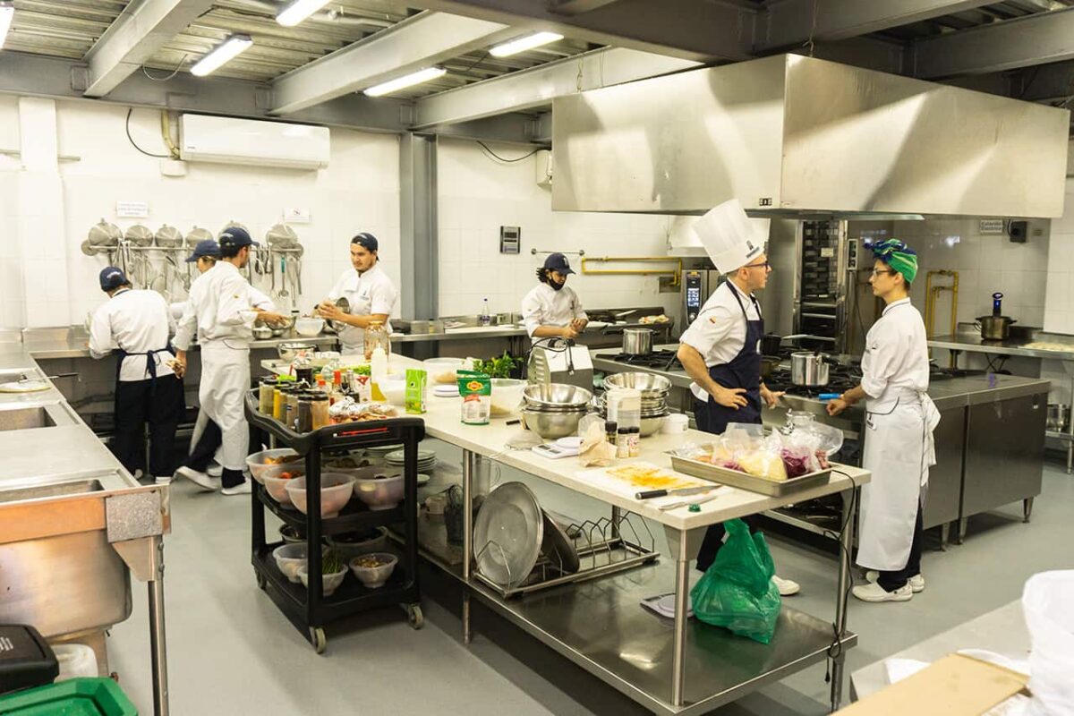 Escuela de Gastronomía Mariano Moreno crece su oferta de ciudad