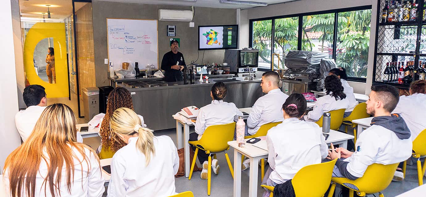 Escuela de Gastronomía Mariano Moreno crece su oferta de ciudad