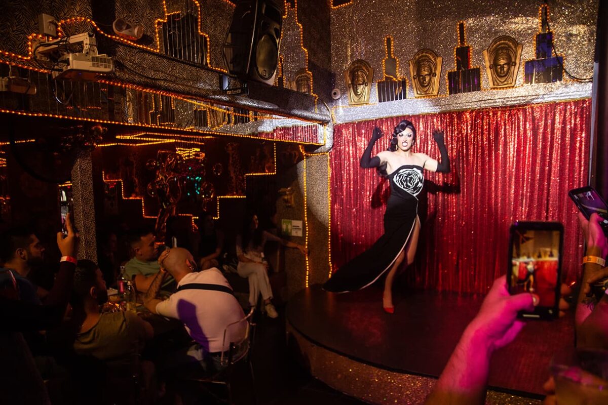 Bares y discotecas de la “movida gay” en El Poblado