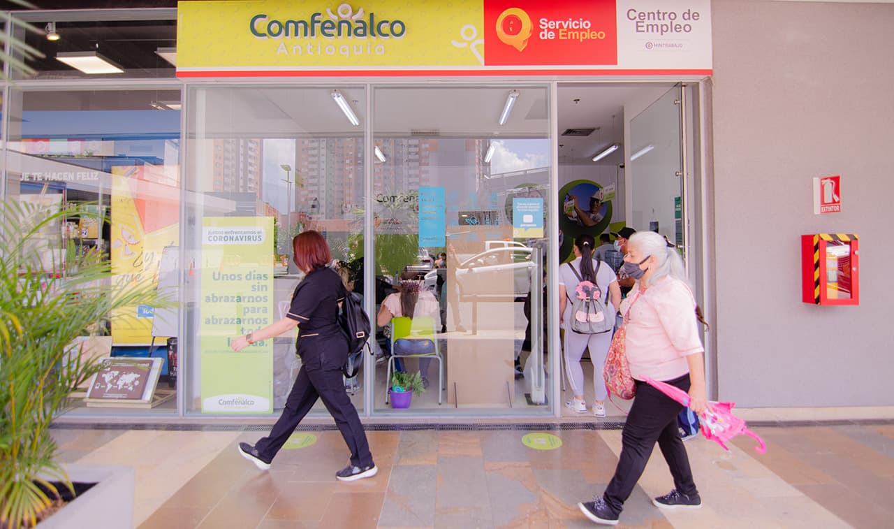 vacantes para temporada de fin de año ofrece Comfenalco Antioquia
