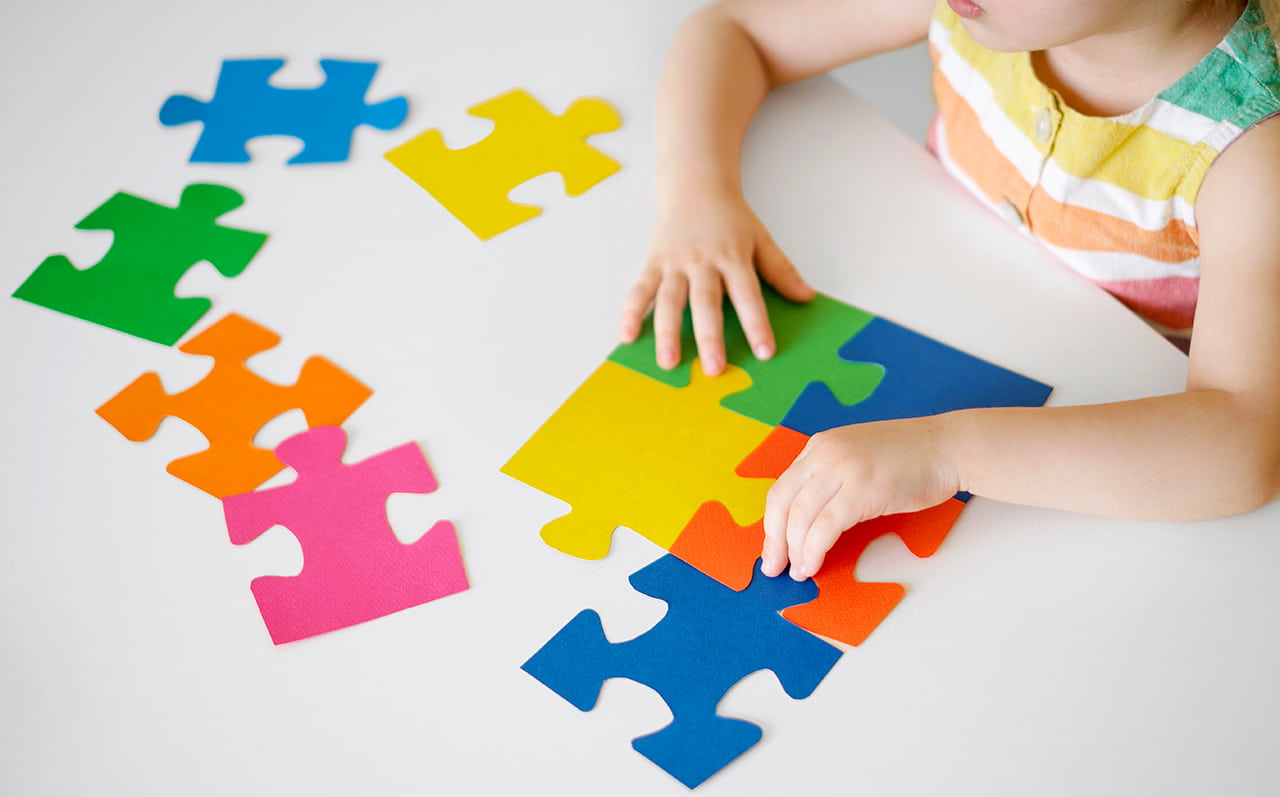 Aprender sobre el cerebro de los niños con la Universidad CES
