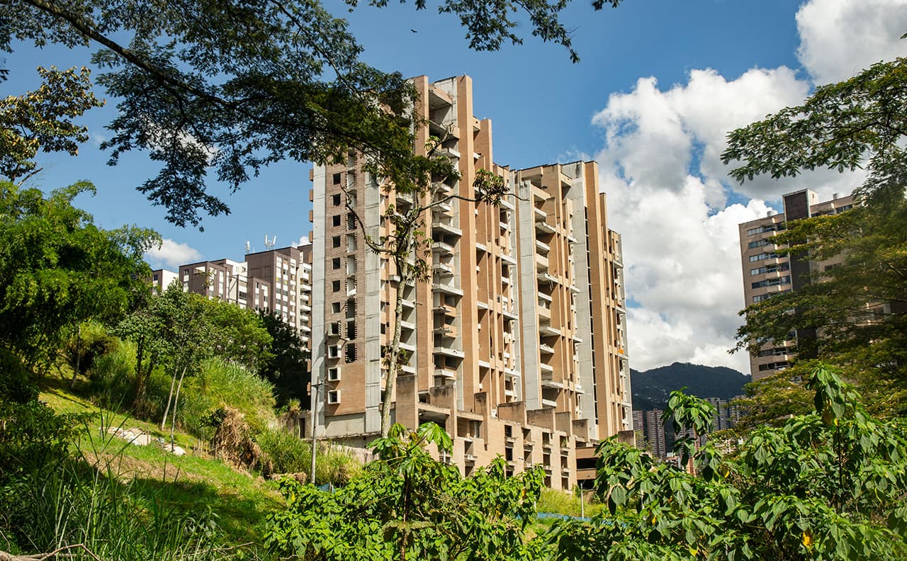 La implosión de Continental Towers se haría el 6 de diciembre