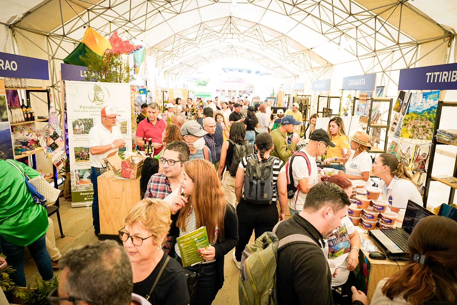 La feria “Antioquia es mágica” comienza su programación