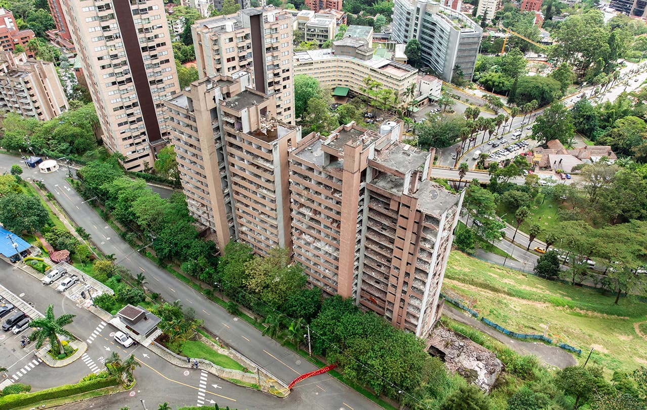 En noviembre se implosionaría el edificio Continental Towers